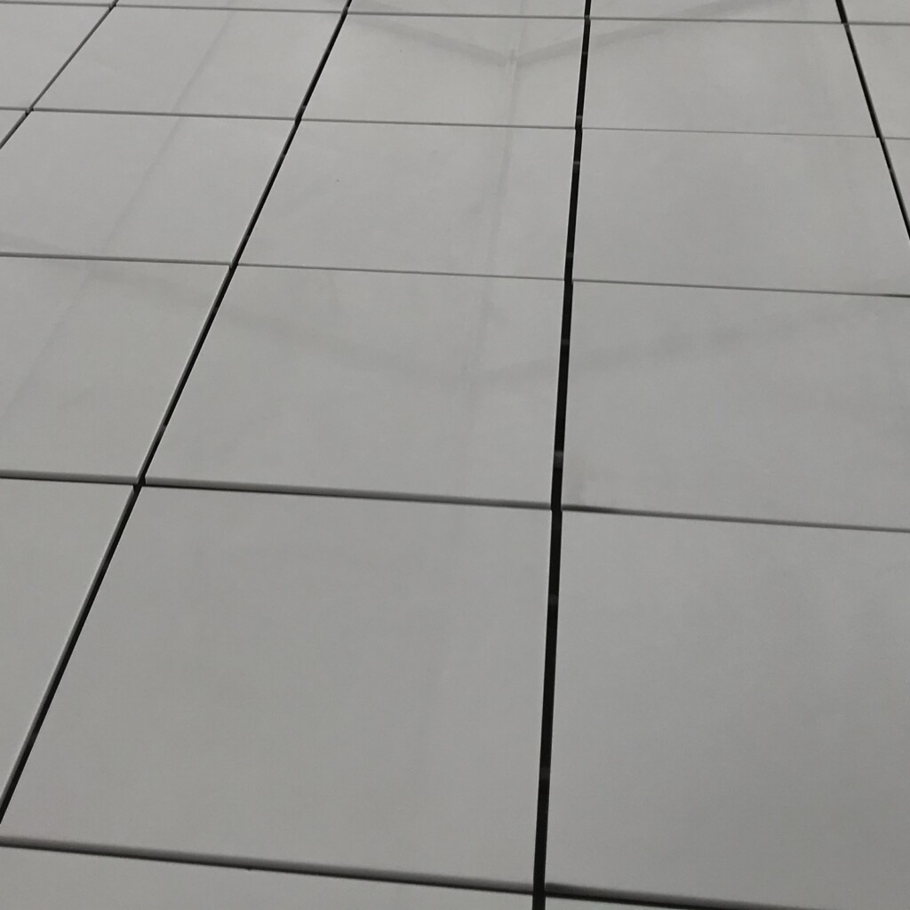 Polished White Thassos marble tiles, close-up, Mega Marble Atlanta